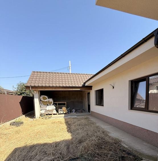 Casă individuală cu 4 camere cu Canalizare în Smârdan