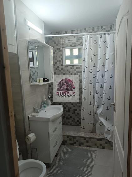 Apartament cu 2 camere nedecomandat în Central