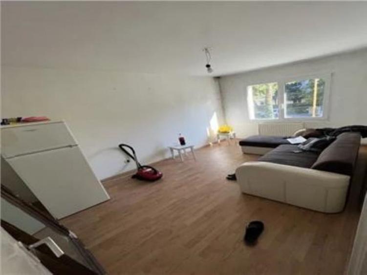 Apartament 3 camere , semidecomandat - zona Calea Bucuresti - 3