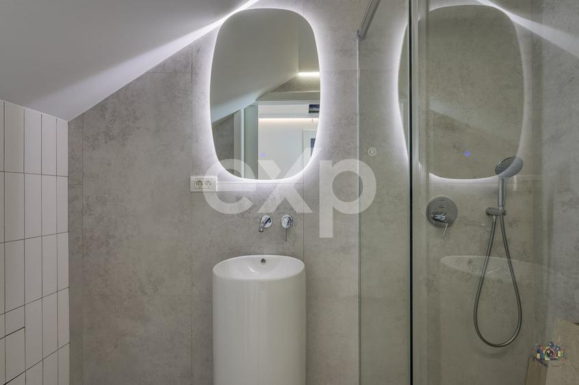 Casă individuală cu 6 camere cu Canalizare în Voluntari
