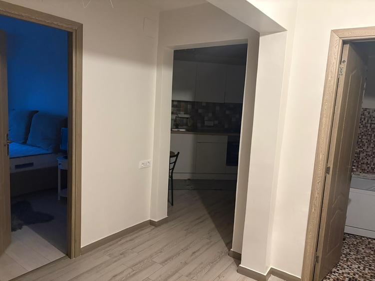 Apartament cu 2 camere decomandat în Casa de Cultură