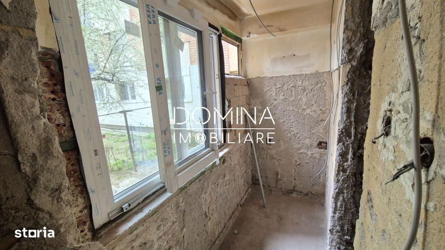 Apartament cu 3 camere semidecomandat în Central