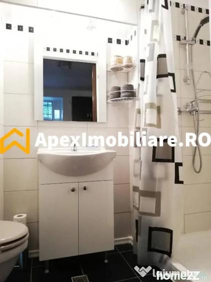 Garsonieră decomandată în P-ța Romană
