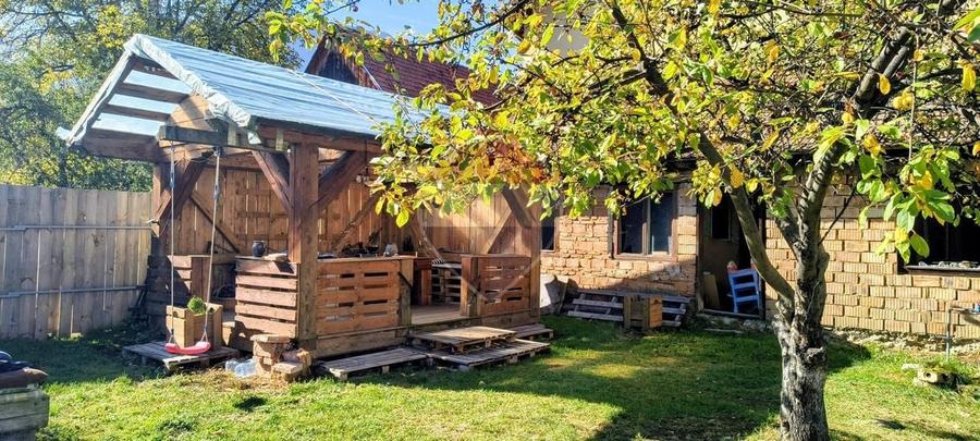 Casă individuală cu 3 camere cu Teren 570 Mp în Central