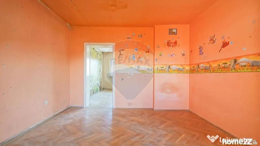 Apartament cu 2 camere decomandat în 13 Decembrie
