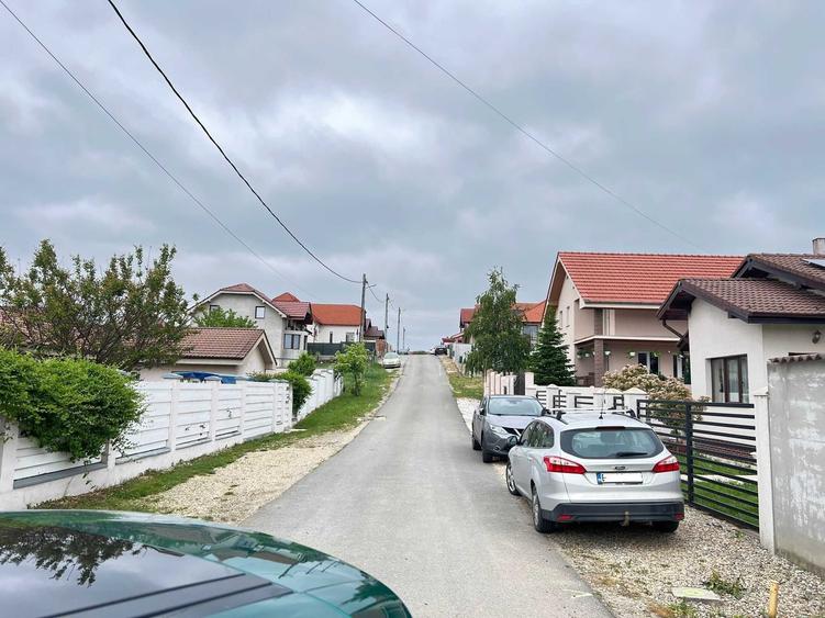 Casă cu 4 camere în Cihei