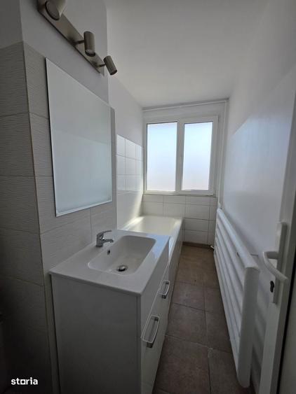 Apartament cu 2 camere semidecomandat în Tineretului