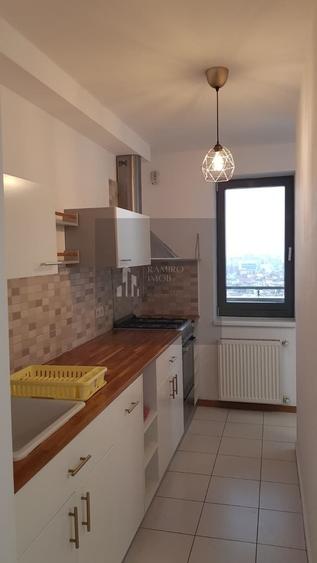 Apartament cu 2 camere semidecomandat în Berceni