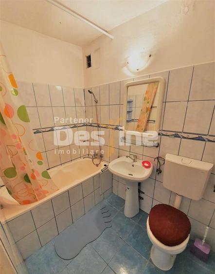 Garsonieră semidecomandată în Lipovei