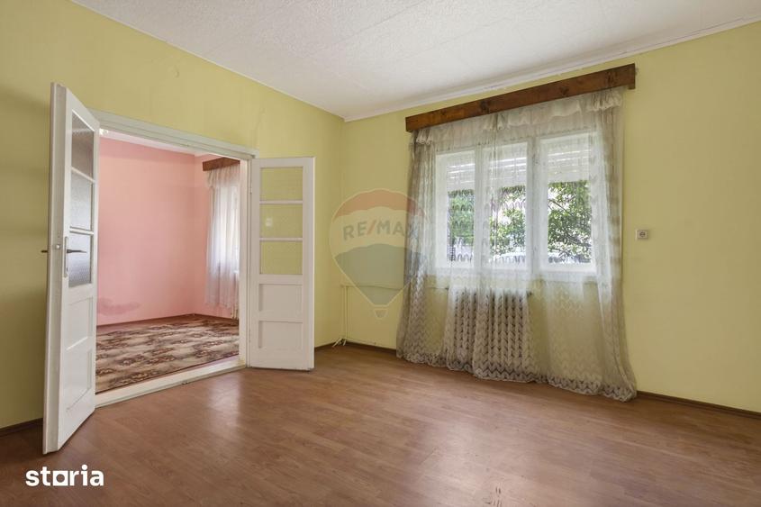 Casă cu 3 camere cu Teren 302 Mp în Micălaca