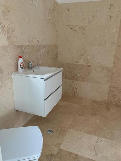 Casă cu 3 camere cu Teren 200 Mp în Strejnicu