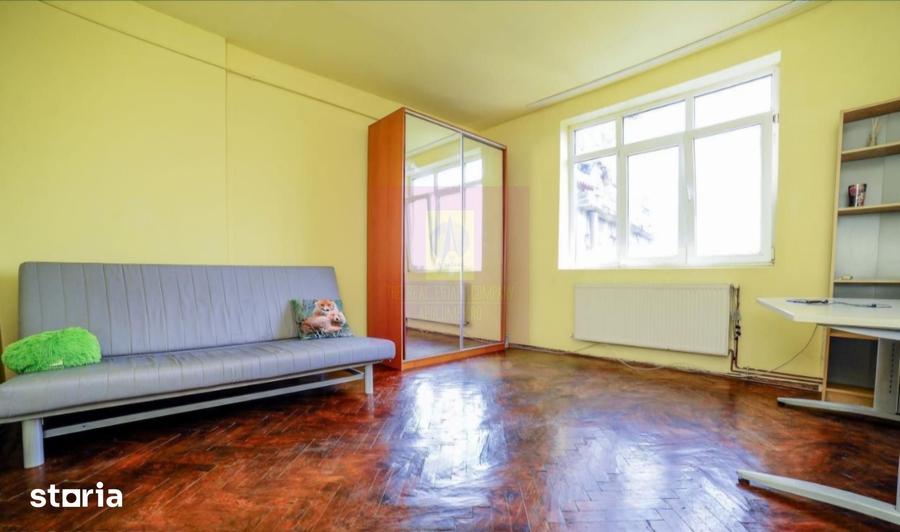 Garsonieră decomandată în Cantemir