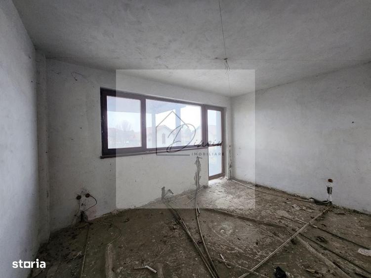 Casă cu 4 camere în Pipera