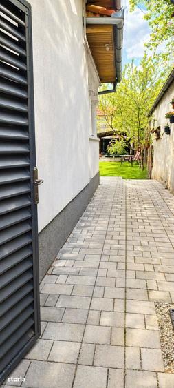 Casă cu 4 camere cu Teren 350 Mp în Central
