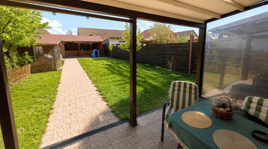 Casă cu 4 camere cu Teren 400 Mp în Tărlungeni