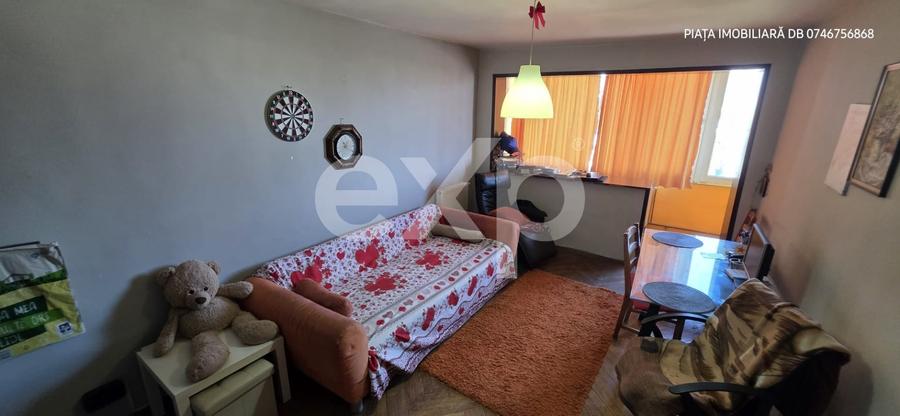 Apartament cu 2 camere decomandat, mobilat în Micro 9