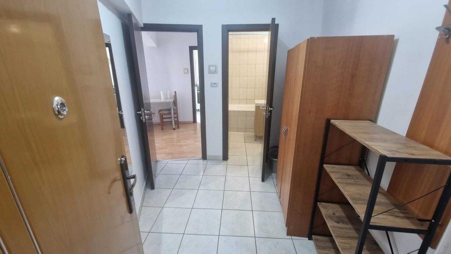 Garsonieră semidecomandată în Lacul Tei