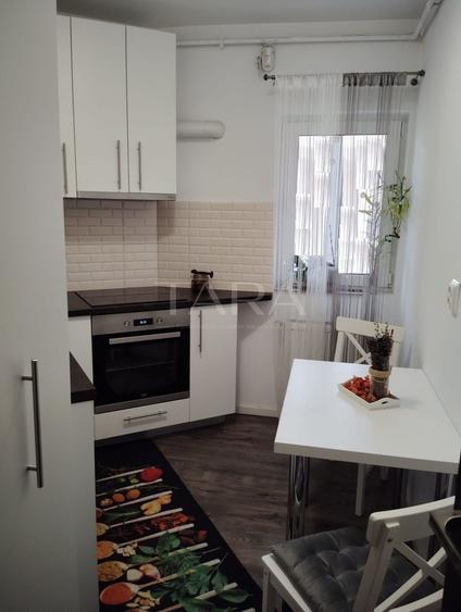 Apartament cu 4 camere semidecomandat, mobilat în Apahida