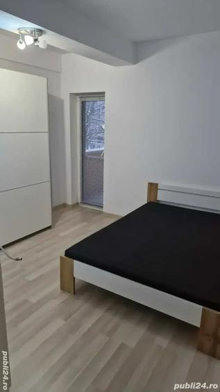Apartament cu 3 camere decomandat în Circumvalațiunii