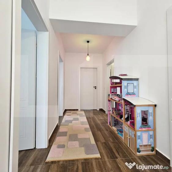 Casă cu 3 camere cu Teren 246 Mp în Central