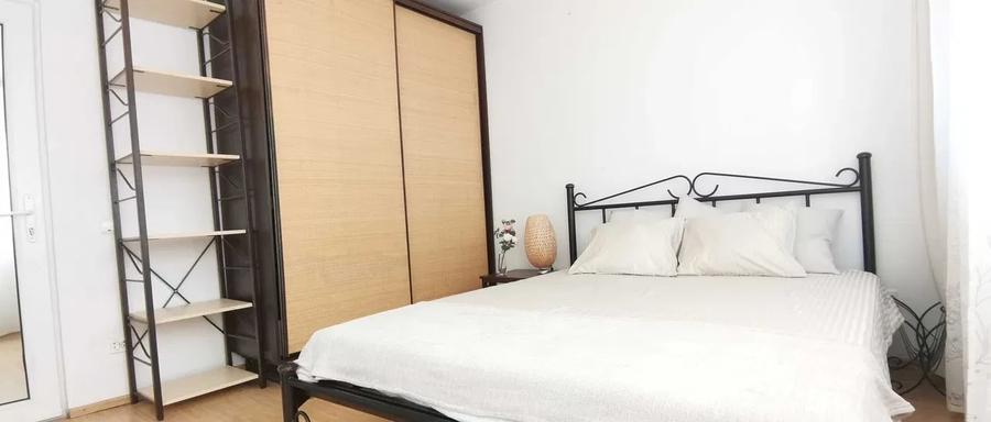 Apartament cu 2 camere decomandat, mobilat în Drumul Taberei