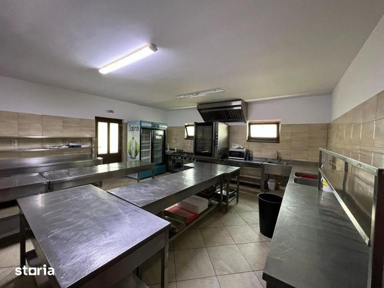 Spațiu comercial, de 1,650 mp, în Săucești