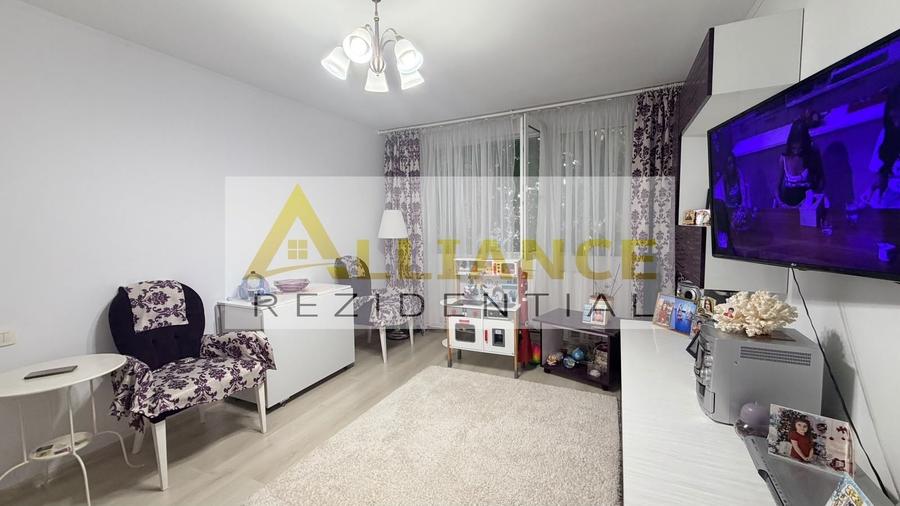 APARTAMENT 3 CAMERE DECOMANDAT | 66,49 MP | CENTRALA PROPRIE | 2 LOCUR - 1