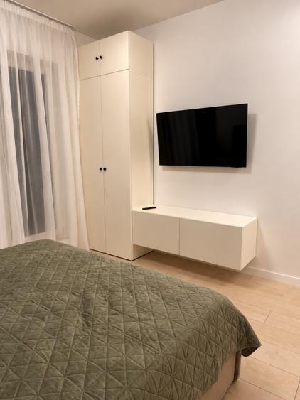 Apartament cu 2 camere decomandat, mobilat în Central