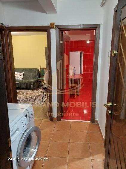 Apartament cu 2 camere decomandat, mobilat în Eroii Revoluției