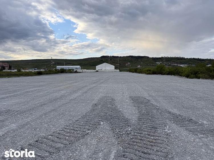 Inchiriez teren din balast in zona Emerson, Bulevardul Muncii. - 1