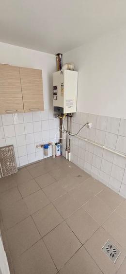 Casă individuală cu 4 camere cu Canalizare în Corunca