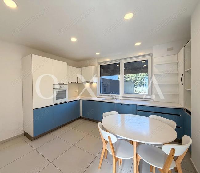 Apartament cu 4 camere decomandat în Giroc