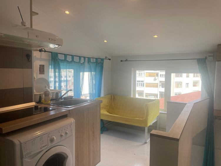 Modern 1 - Bedroom Apartament with Rooftop Access | Central Location - 3