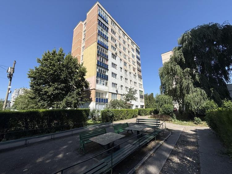 Apartament 3 camere renovat ca la carte zona OMV Campina - 18