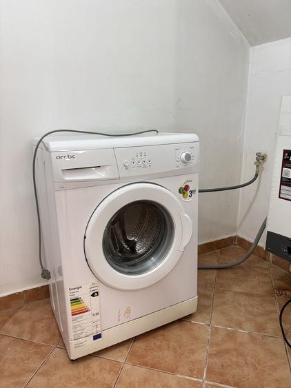 Casă cu 2 camere cu Teren 200 Mp în Rădăuți
