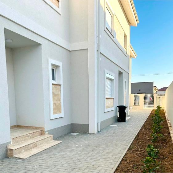 Casă cu 3 camere cu Teren 120 Mp în Giroc