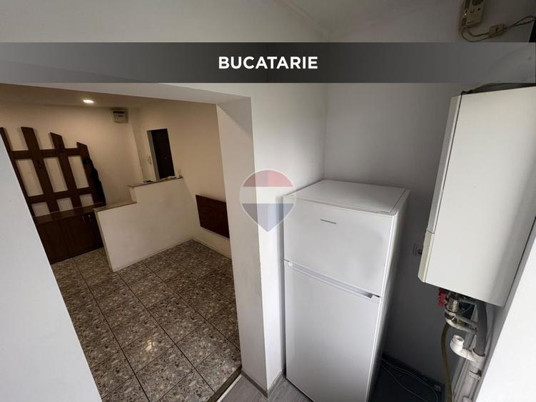 Apartament cu 2 camere decomandat, mobilat în Republicii