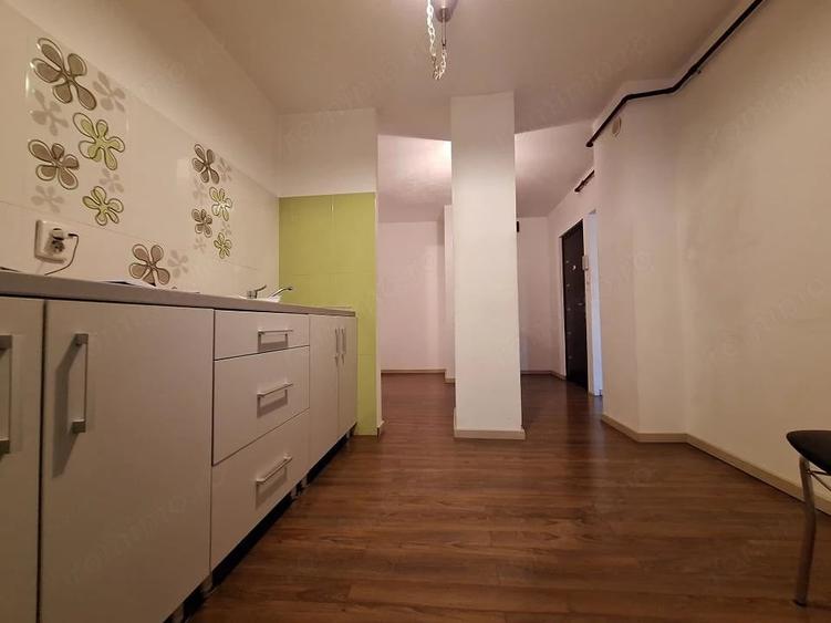 Apartament cu 3 camere decomandat în Dorobanților