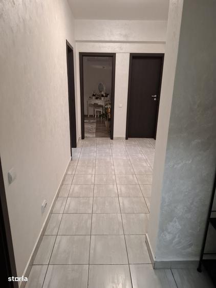 Apartament cu 3 camere decomandat în Rahova