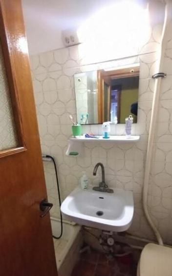 Apartament cu 4 camere decomandat în Dacia