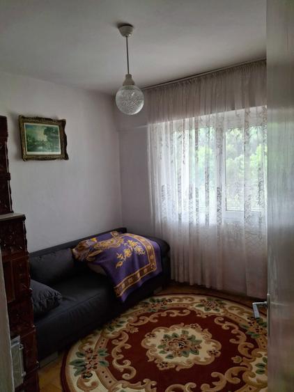 Apartament cu 3 camere în Nistorești