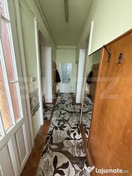 Casă cu 3 camere cu Teren 150 Mp în Titulescu