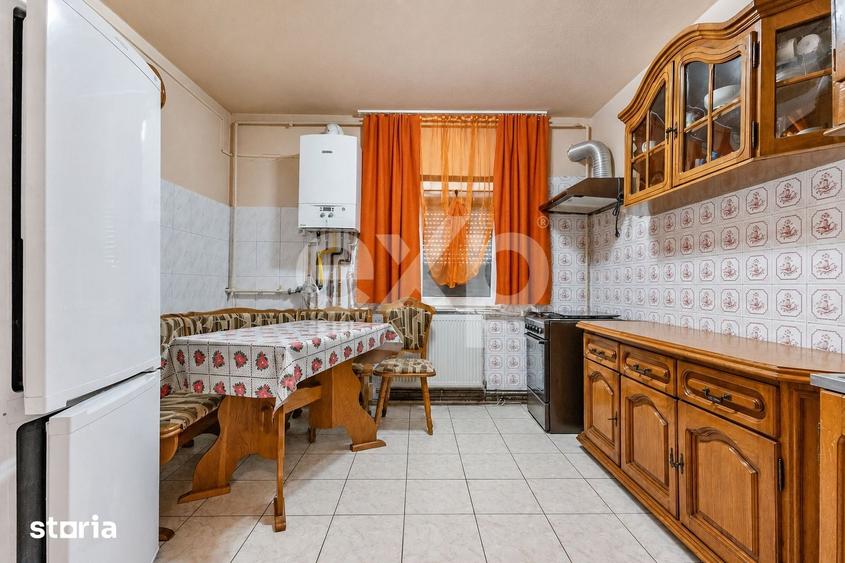 Apartament cu 3 camere decomandat în Central