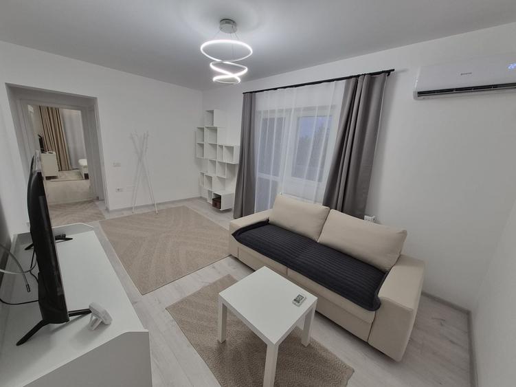 Apartament cu 2 camere semidecomandat în Central