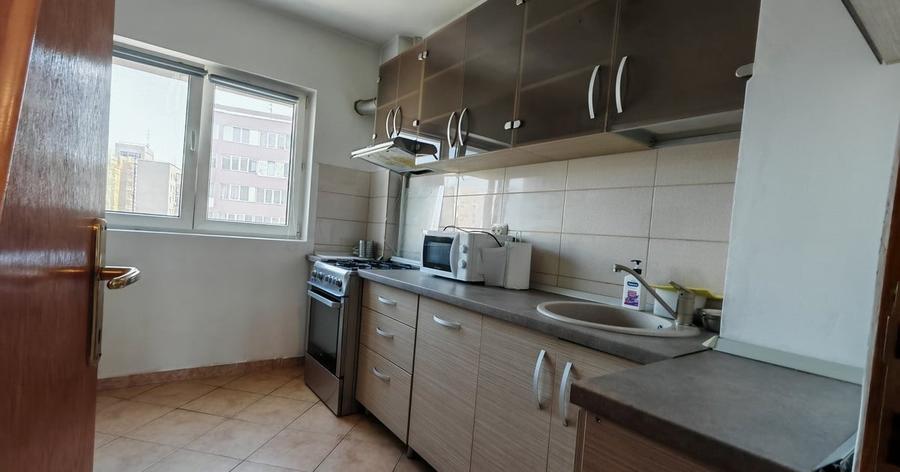 Apartament cu 2 camere semidecomandat, mobilat în Iancului