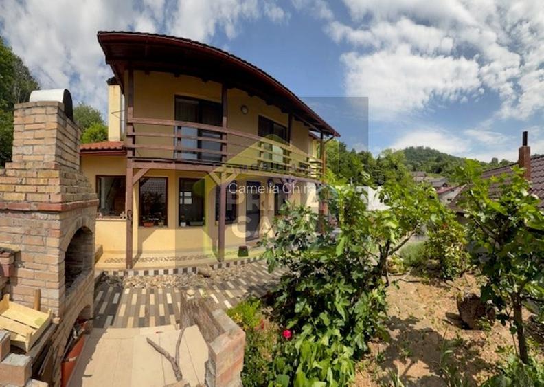 ZONA PARC - Valea Rosie (sus) casuta + vila cu teren 834mp finisate!