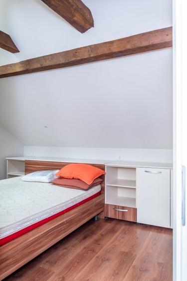 Apartament cu 2 camere decomandat în Ultracentral