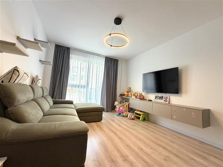 Apartament cu 2 camere decomandat în Cug