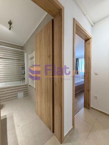 Apartament cu 2 camere decomandat în Tractorul