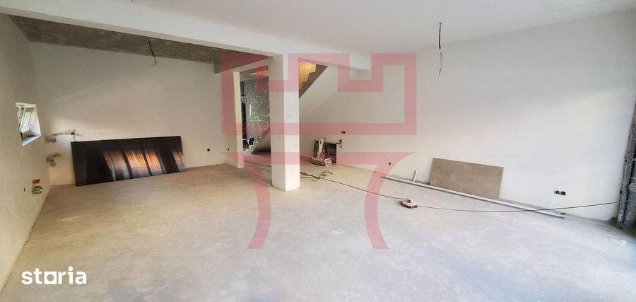 Casă cu 5 camere cu Teren 300 Mp în Gheorgheni